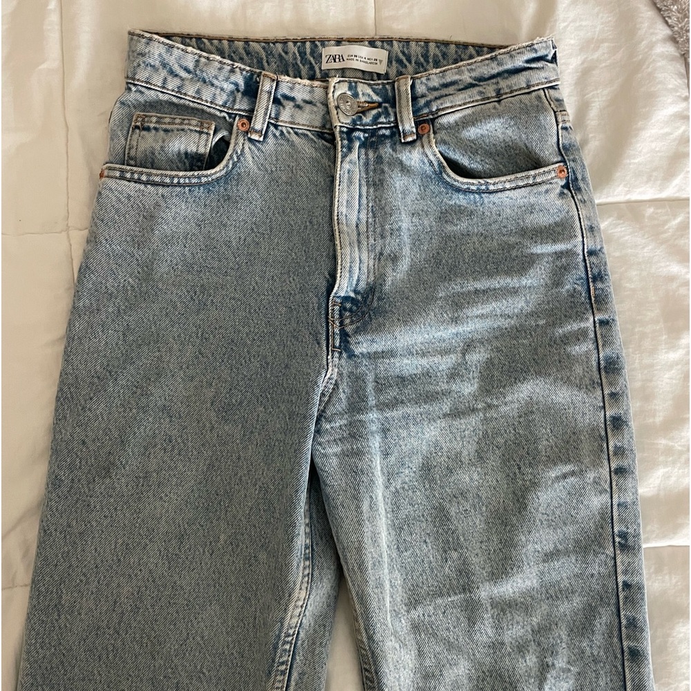 Zara mom fit jeans size 4